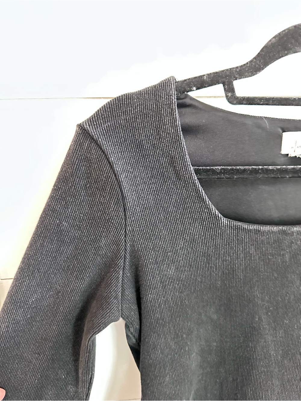 Anthropology S black ribbed scalloped wrist & hem 100% cotton top boho chic - Picture 5 of 11